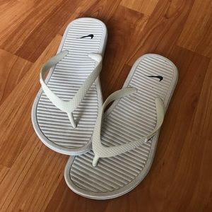 Nike Flip Flops